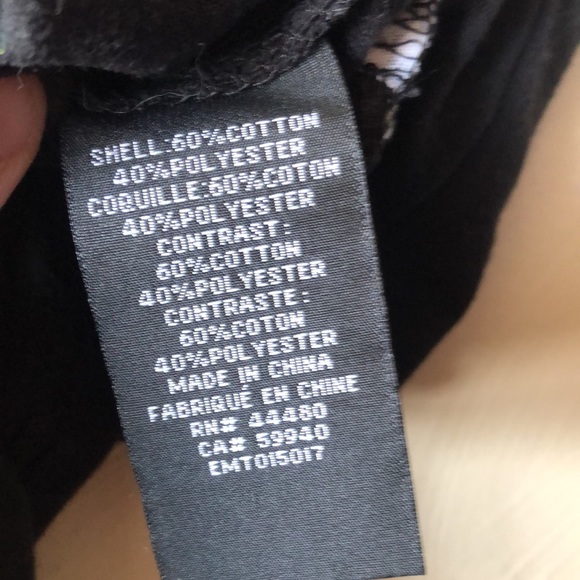 Medium mens black checkered long sleeve curved hem t shirt - Picture 3 of 6